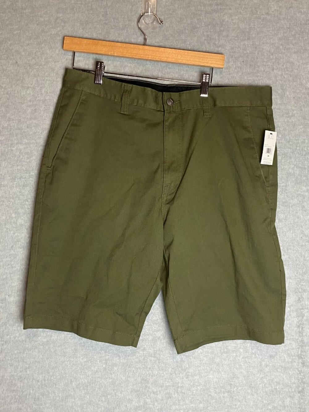Volcom Men's Shorts - Size 36